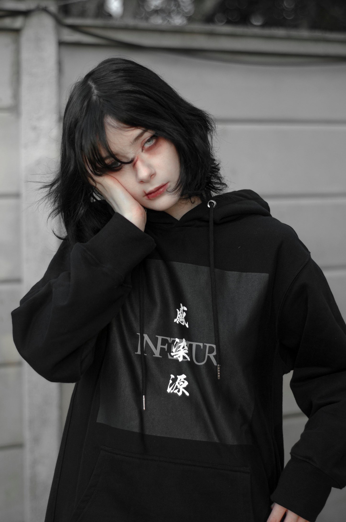INFECTUR Hoodie - Black