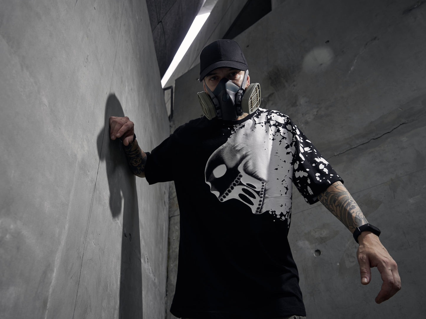 Skull Blossom Tee - Black